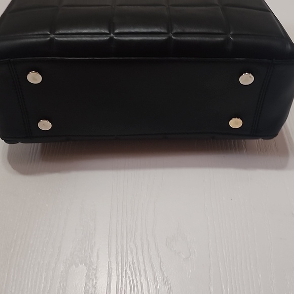 ❤️Michael Kors Tote❤️ - Picture 4 of 9